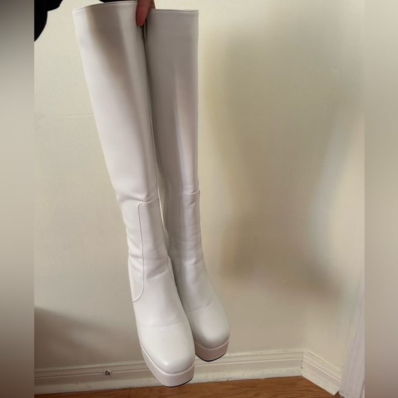 White Platform Lamoda Boots Size 9US/7UK - Picture 2 of 3
